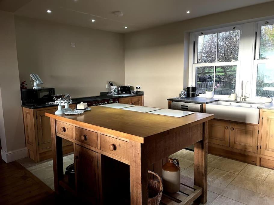 Villa Luxurious Granny House Bell Busk In Malhamdale Skipton Esterno foto